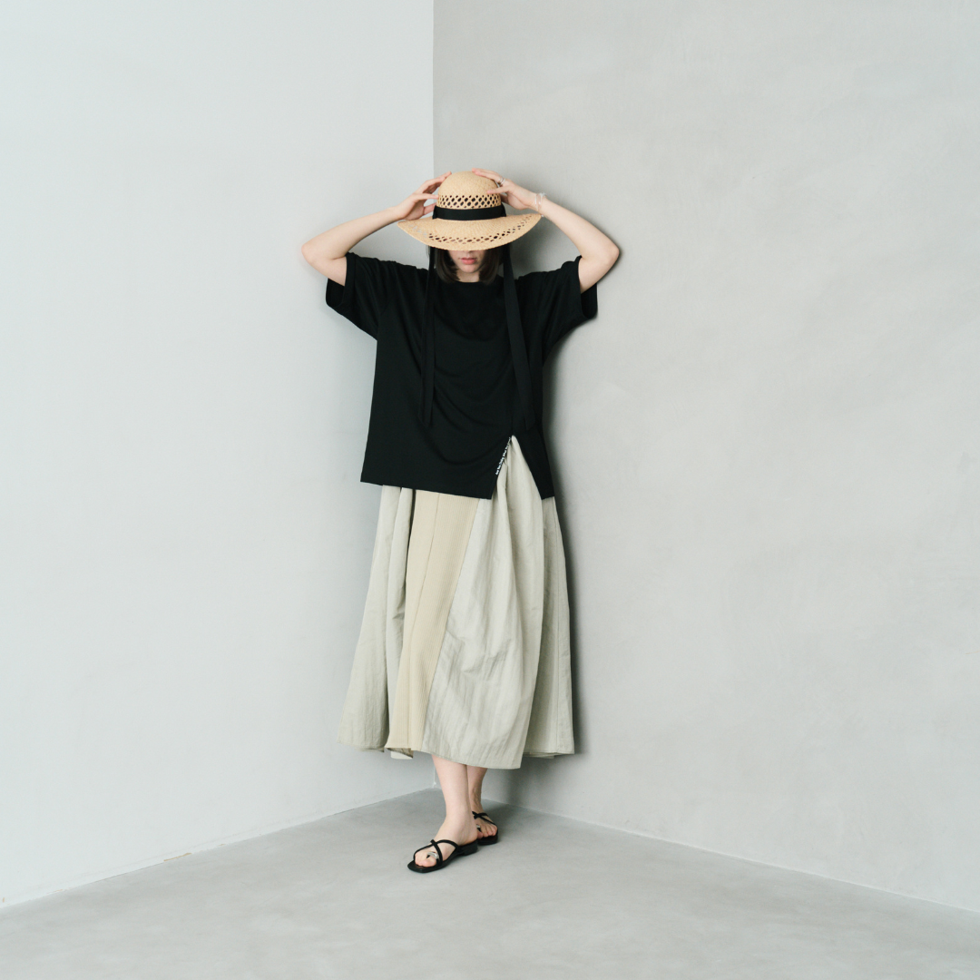 【  Pulse・鼓動】Slit T-Shirt スリットTシャツ